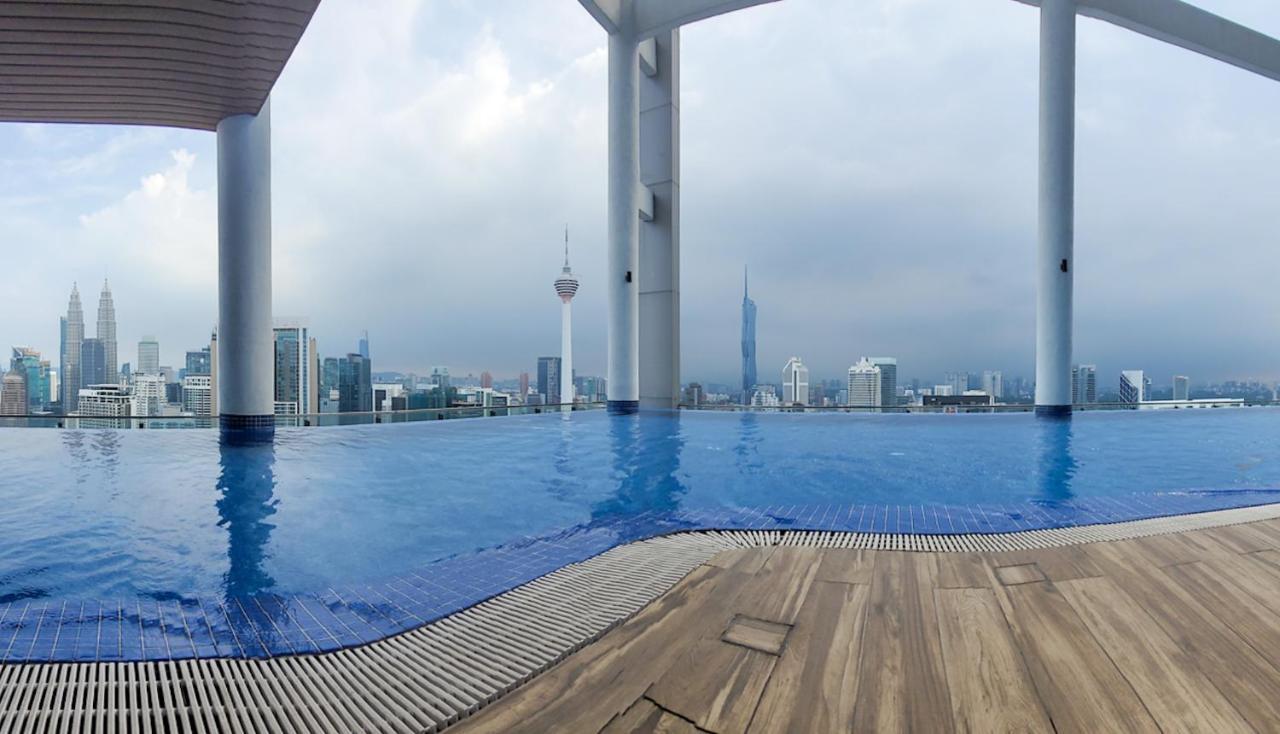 Lx 39A Balcony Klcc View 1 Bedroom Infinity Pool Kuala Lumpur Eksteriør bilde