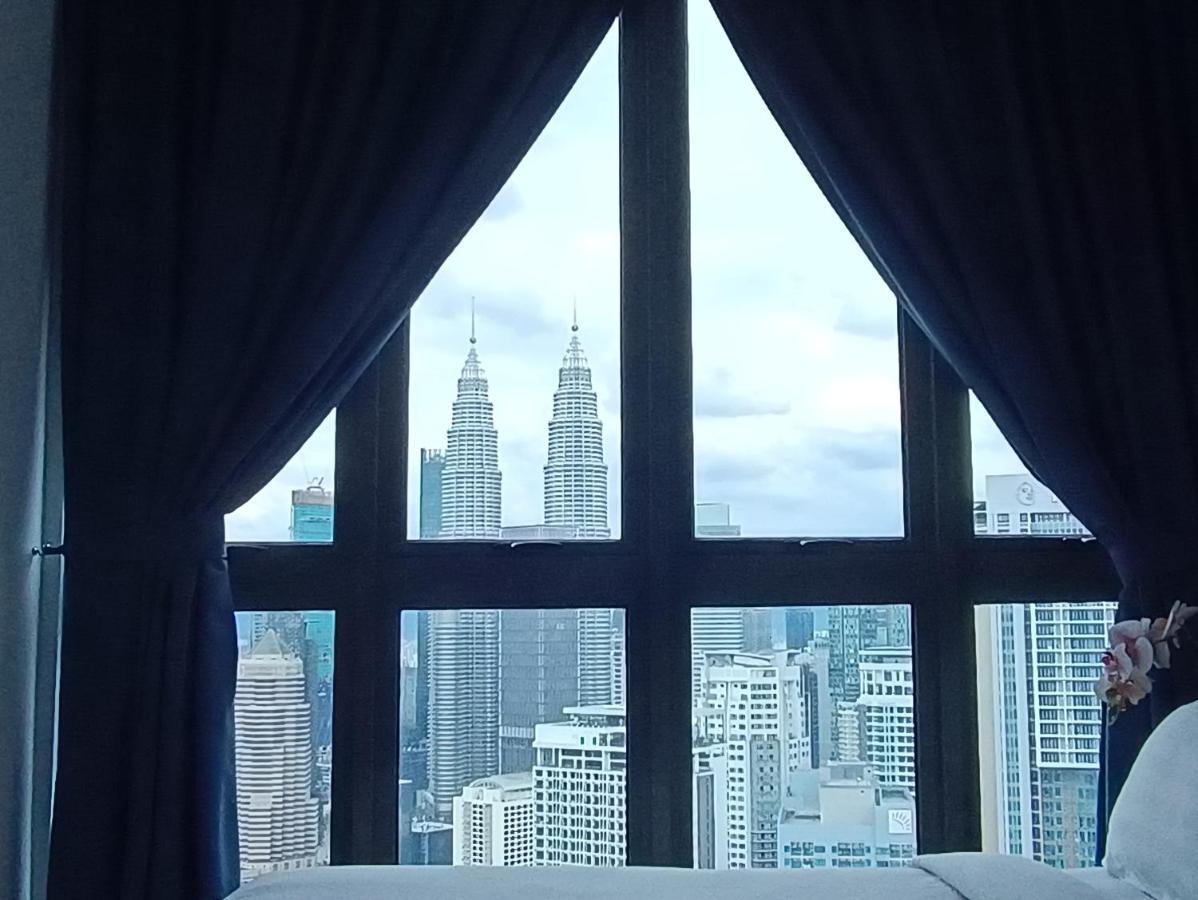 Lx 39A Balcony Klcc View 1 Bedroom Infinity Pool Kuala Lumpur Eksteriør bilde