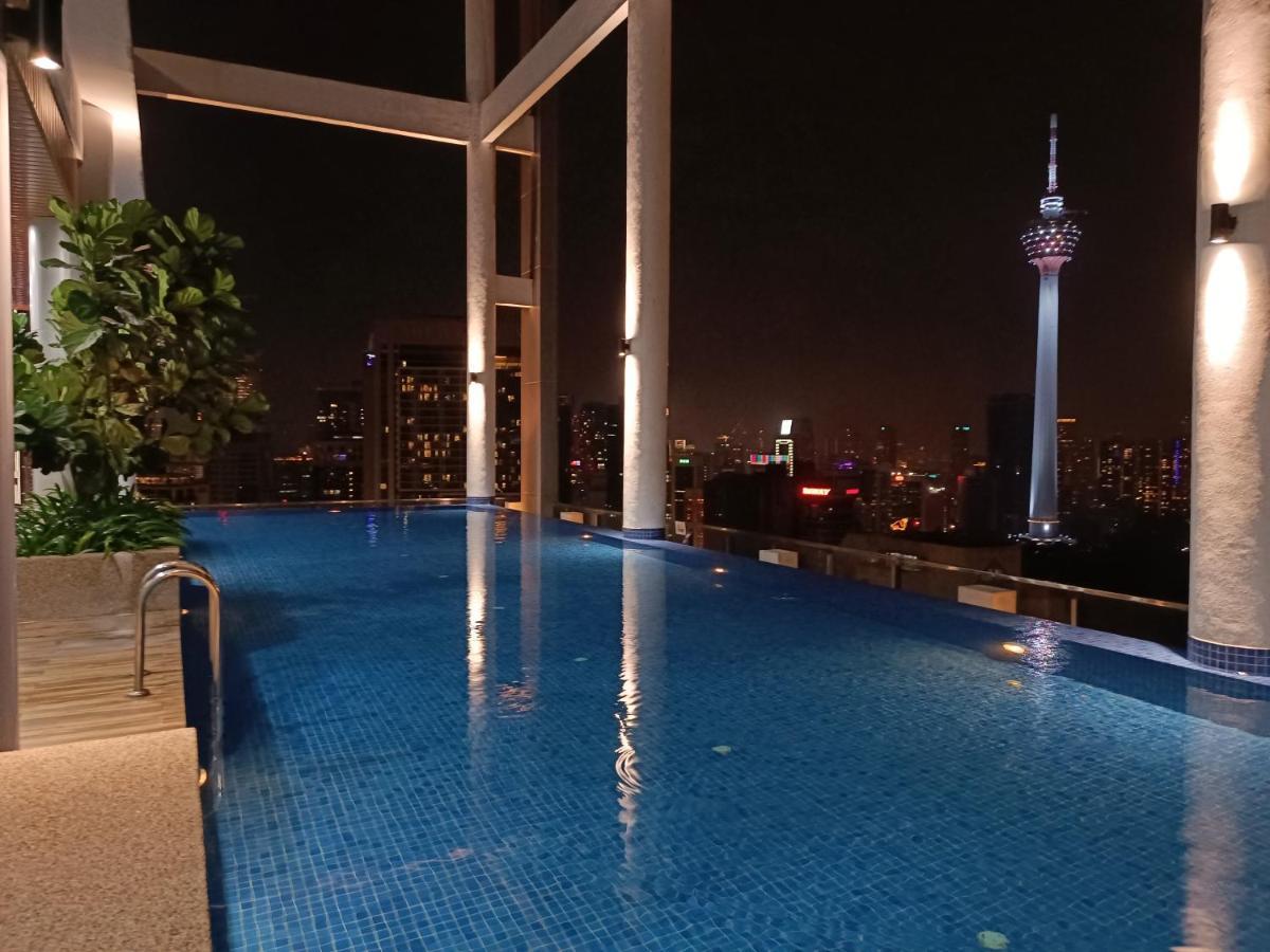 Lx 39A Balcony Klcc View 1 Bedroom Infinity Pool Kuala Lumpur Eksteriør bilde